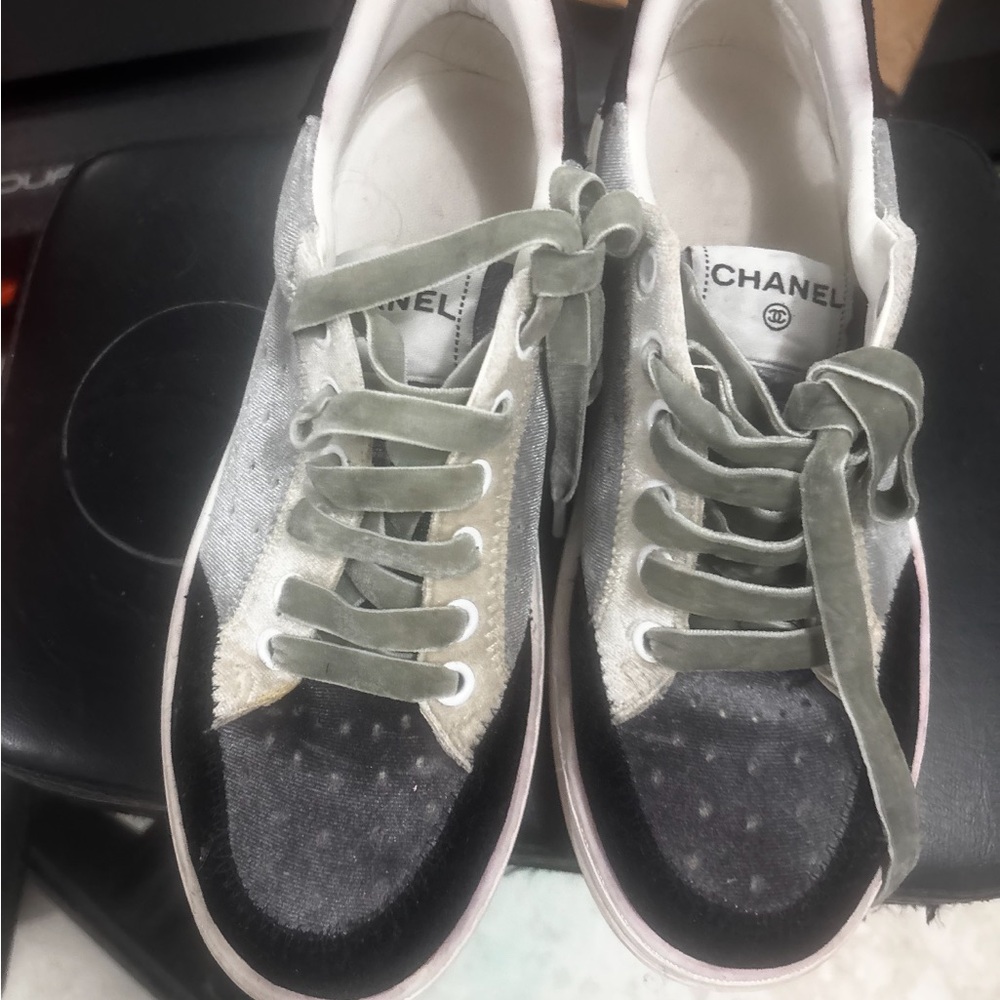 Black  and Gray Velvet Sneakers logo